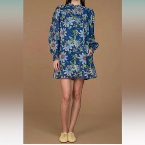 Elegant Blue Floral Long Sleeve Dress